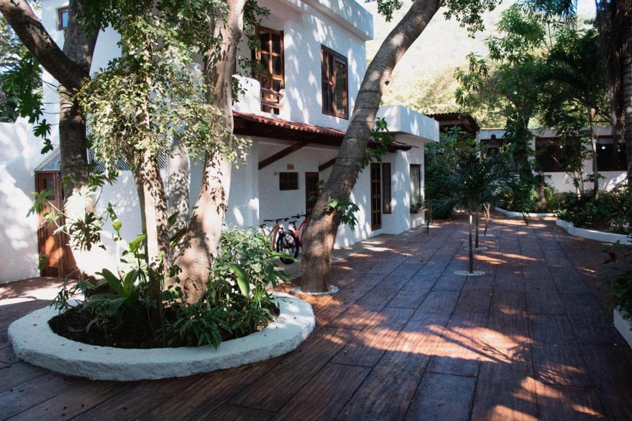 Casa Faro Bed & Breakfast Тронконес Екстериор снимка