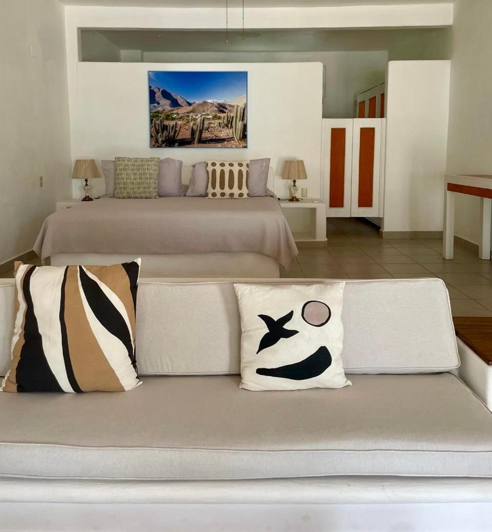 Casa Faro Bed & Breakfast Тронконес Екстериор снимка