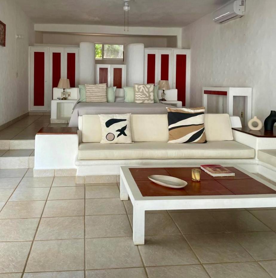 Casa Faro Bed & Breakfast Тронконес Екстериор снимка