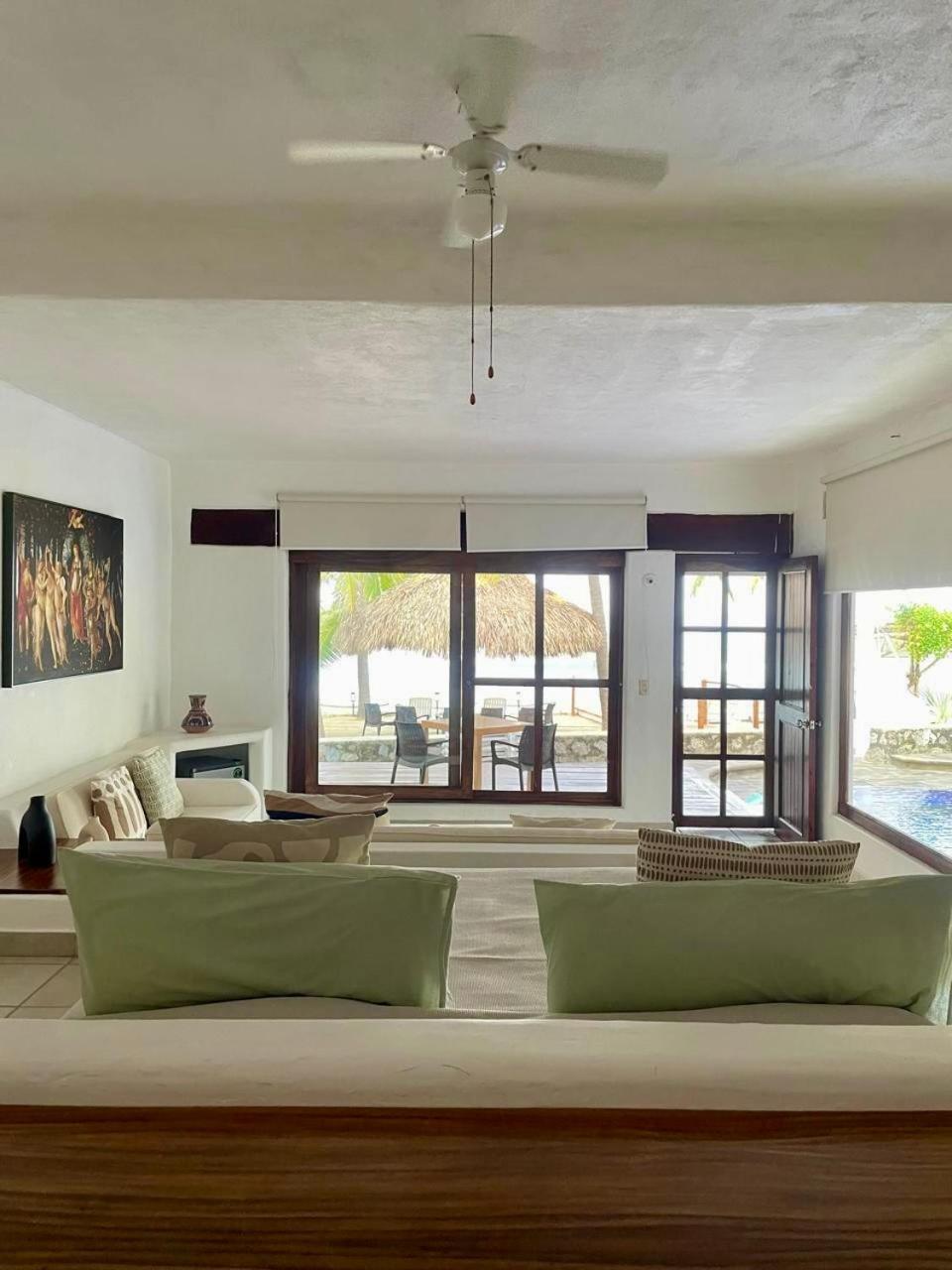 Casa Faro Bed & Breakfast Тронконес Екстериор снимка